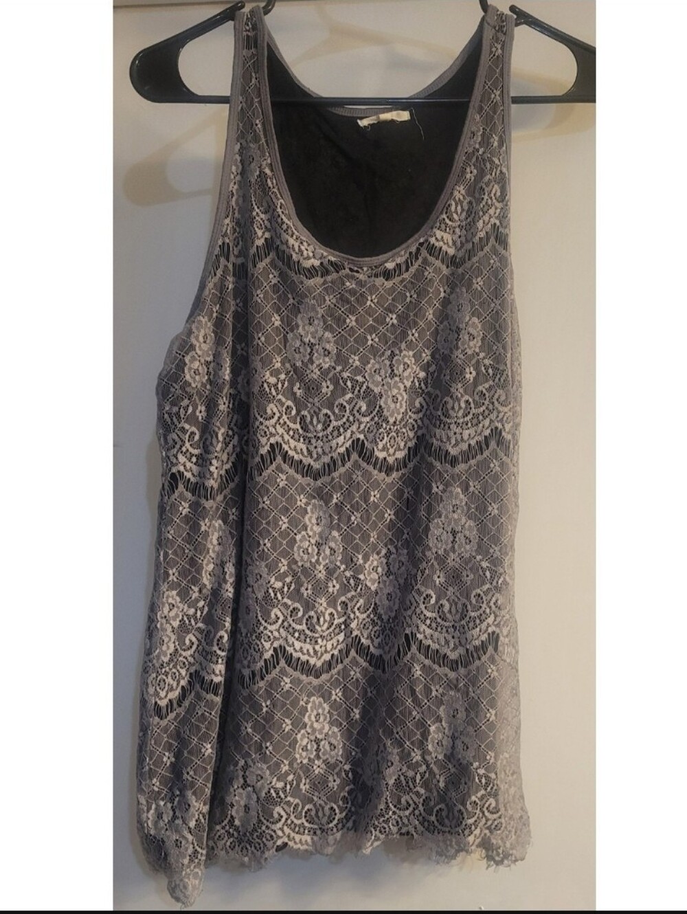 Maurices Women’s Large Gray Floral Lace Overlay Racerback Tank Top Lined